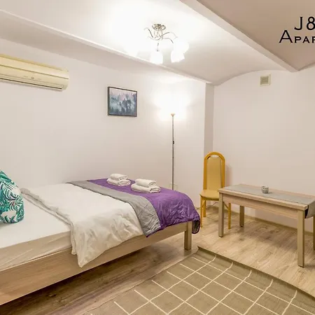 J&J Apartments, Lazienna 30 Apartament 8/1 Thorn Exterior foto